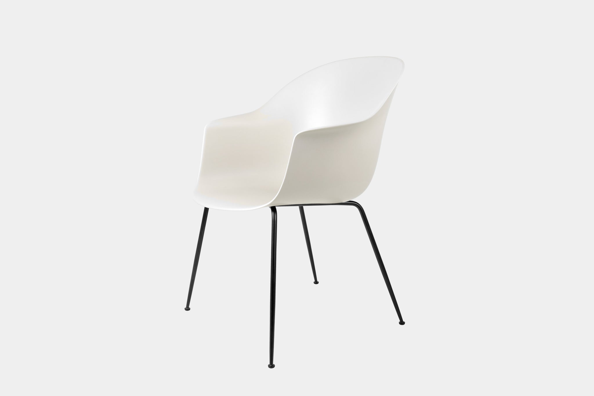 GUBI - Bat Chair, un-upholstered, conic base 10024762